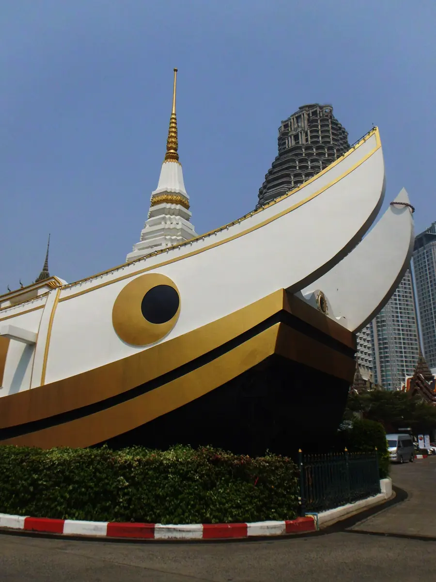หัวเรือสำเภาเจดีย์ วัดยานนาวา